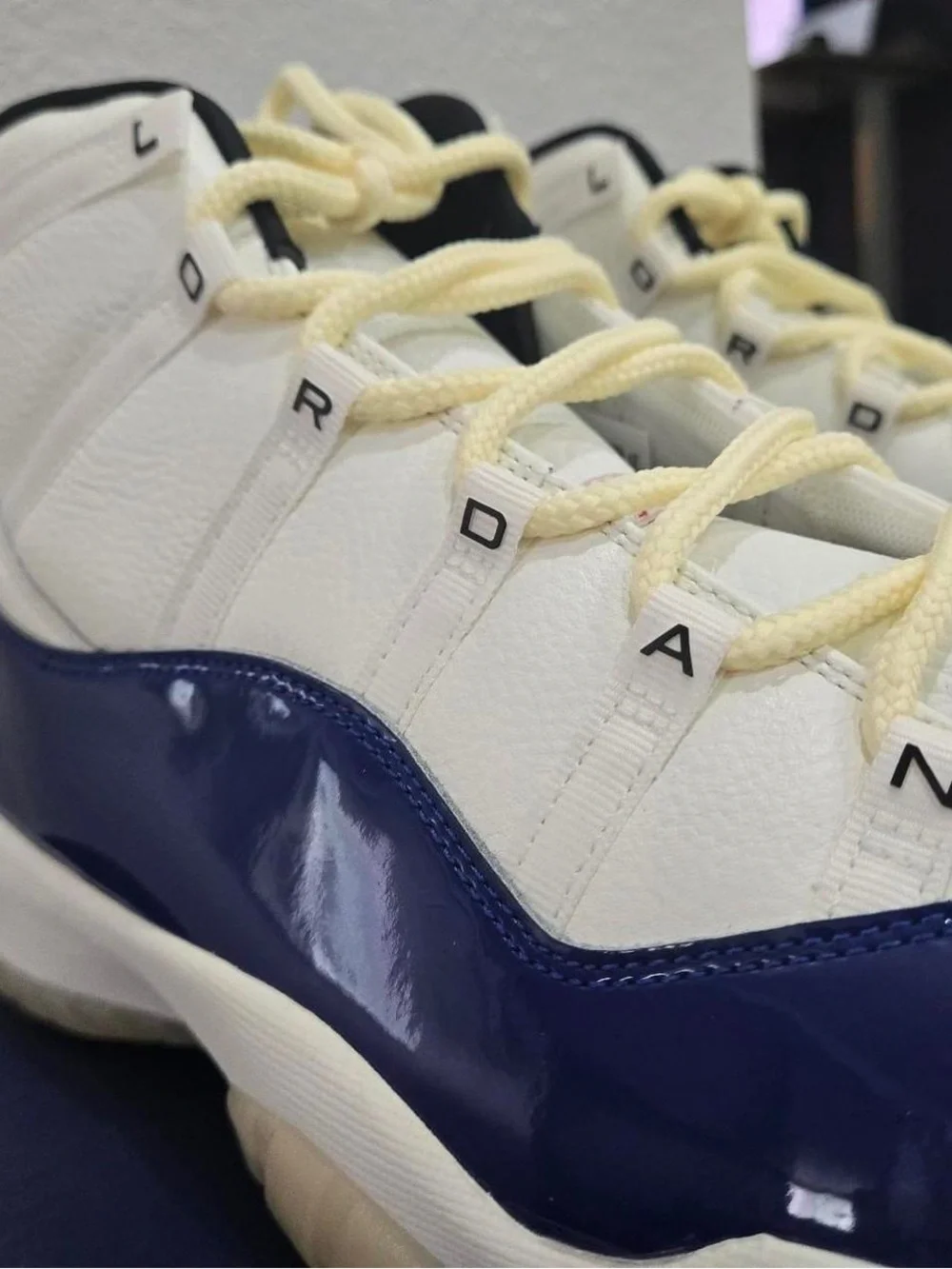 Jordan Retro 11 “Rare”